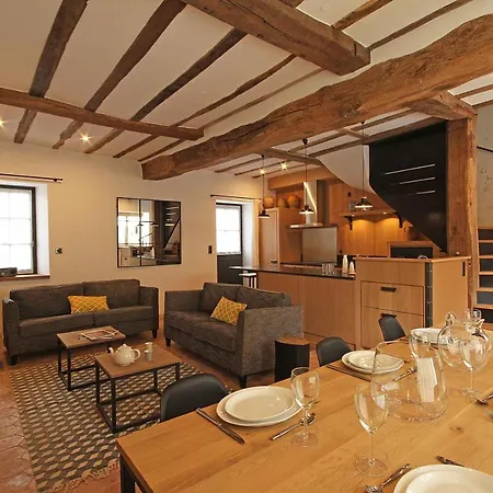 De La Coispilliere * סטון