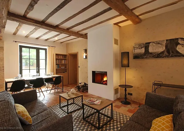 De La Coispilliere אורחן סטון